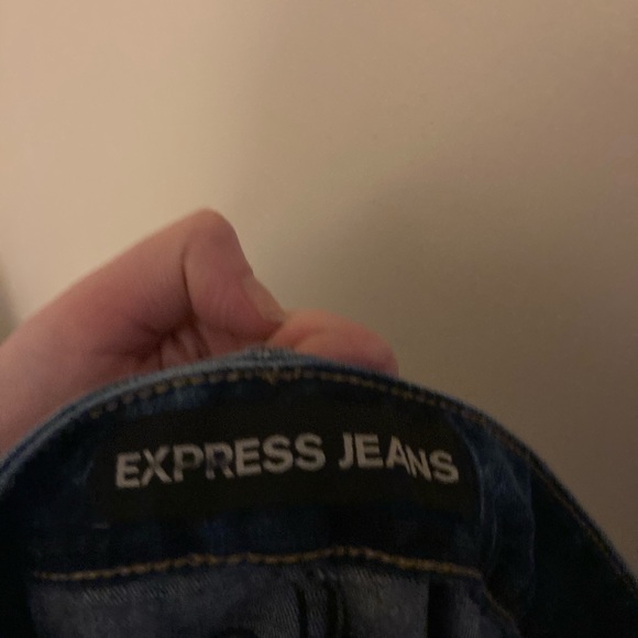 Express Jeans - Picture 3 of 5
